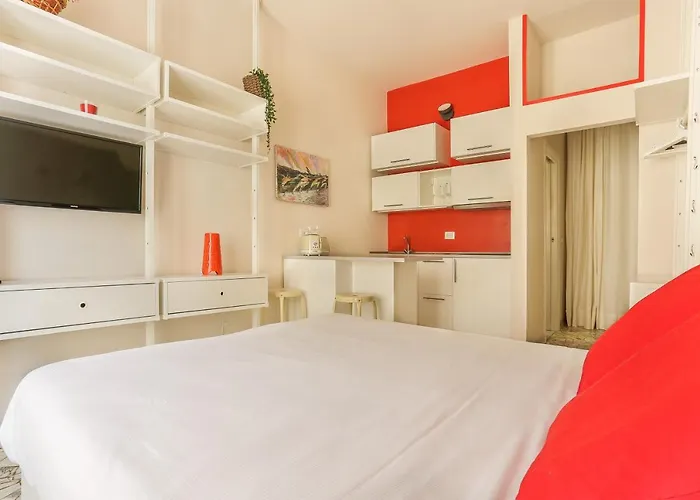 The Red Loft In Ponte Vecchio